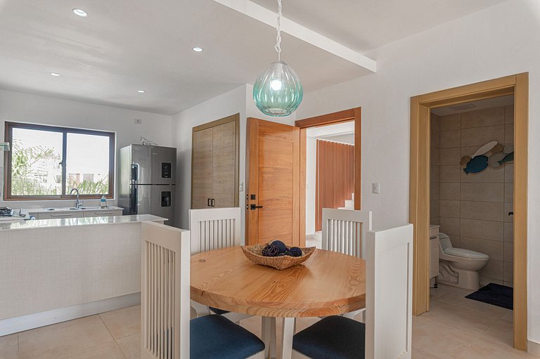 Apartamento de dos Habitaciones piscina y gimnasio