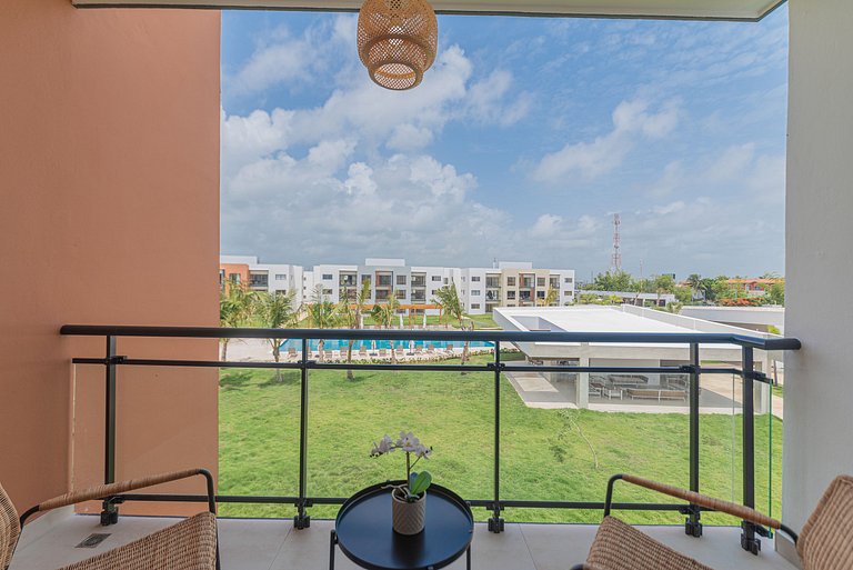 Vista a la piscina apartamento de 2 habitaciones