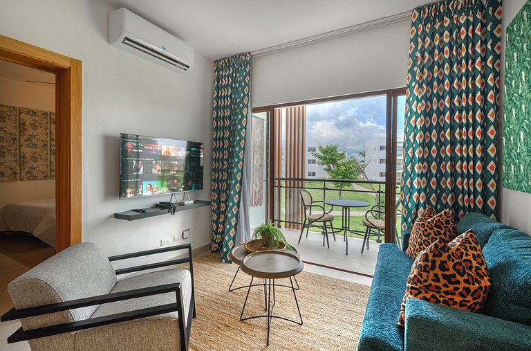 Apartamento con piscina, gimnasio y acceso a playa