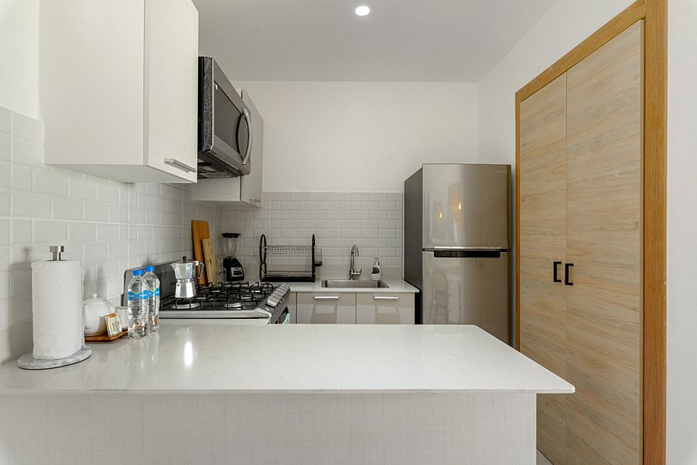 Apartamento con piscina, gimnasio y acceso a playa