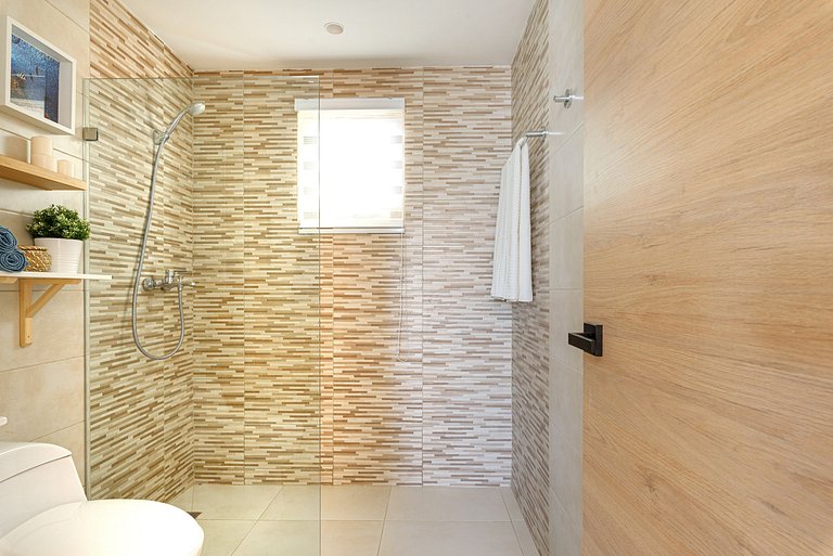 Apartamento con piscina, gym y playa a 7 minutos