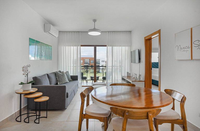 Apartamento vista a piscina, gym y cerca de playa