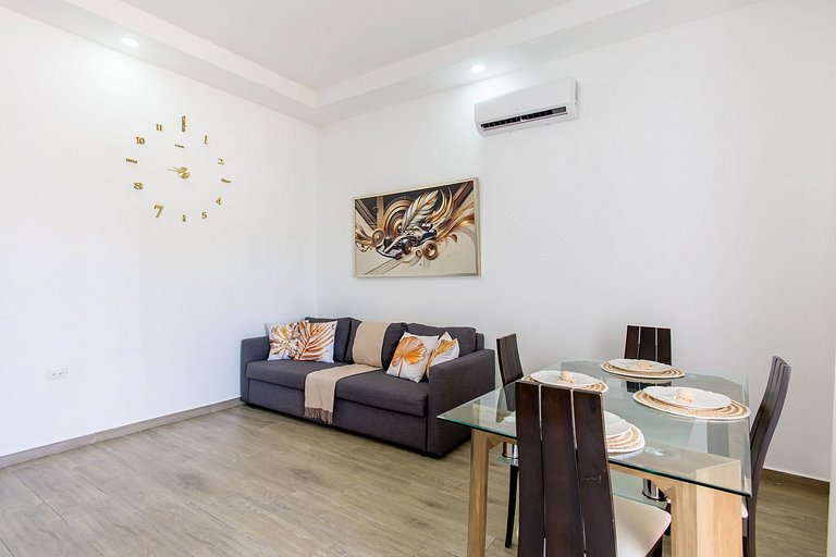 Primer piso con piscina y Downtown cerca