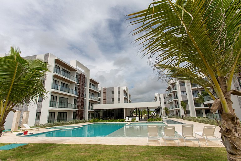 1 habitación, estilo lujoso y vista a la piscina
