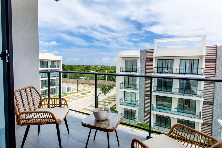1 habitación, estilo lujoso y vista a la piscina
