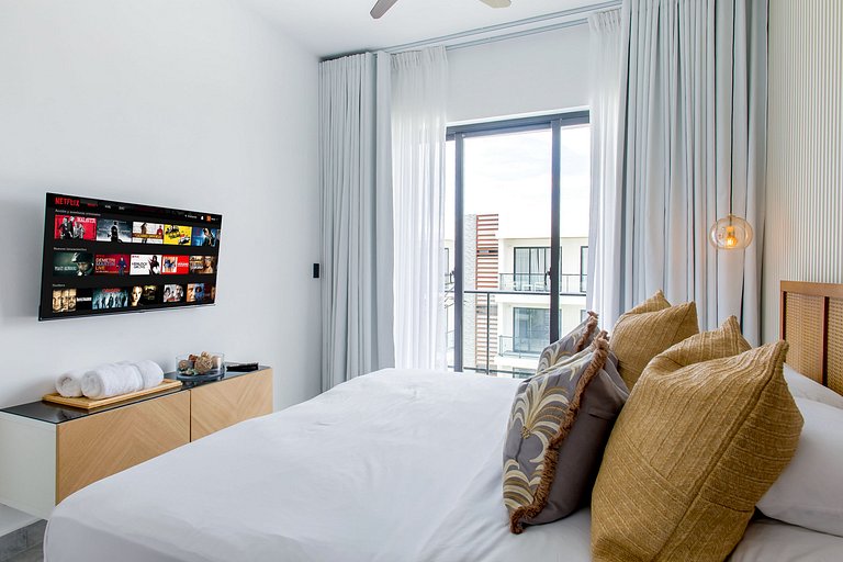 1 habitación, estilo lujoso y vista a la piscina