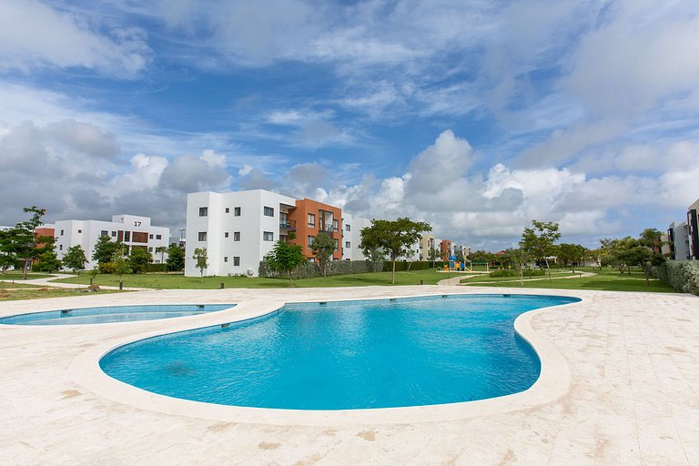 Apartamento 2 habitaciones vista piscina y jardín