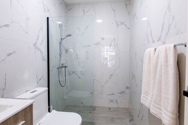 Condo 1 habitación 6 piscinas y cerca de Downtown