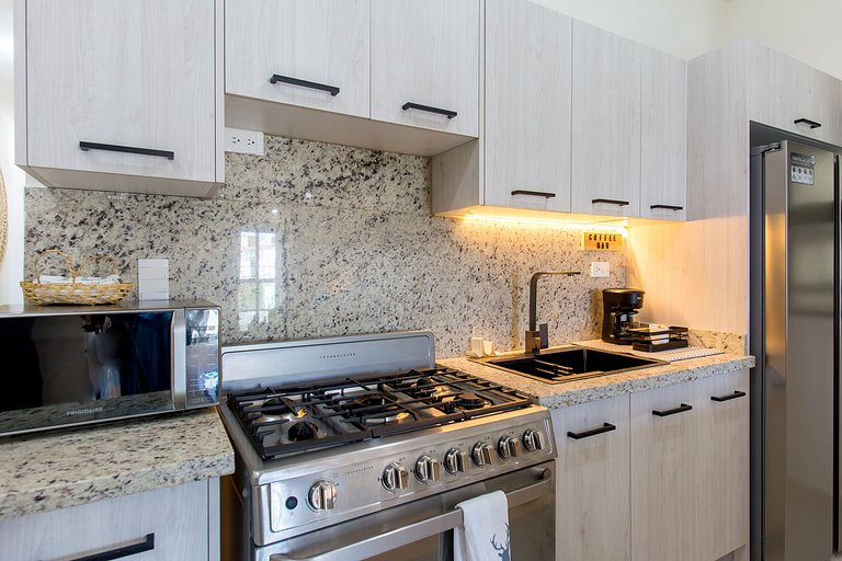 8 Minutos de Downtown Moderno Piscina y Gimnasio