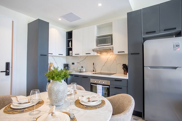 1BR Vistacana Primer piso Piscina, golf y gimnasio