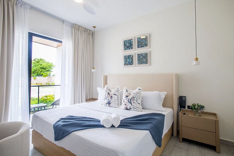 1BR Vistacana Primer piso Piscina, golf y gimnasio