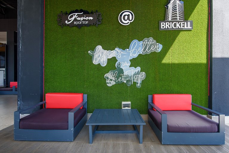 Exclusivo 1BR en Bella Vista Piscina Último Piso