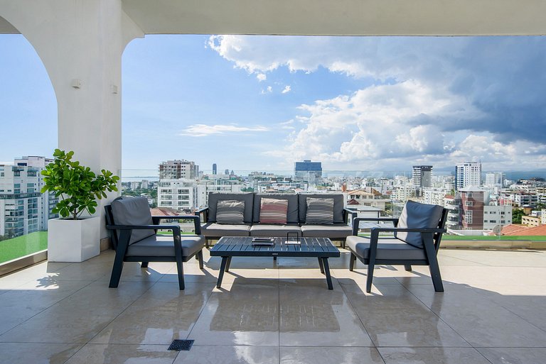 Exclusivo 1BR en Bella Vista Piscina Último Piso