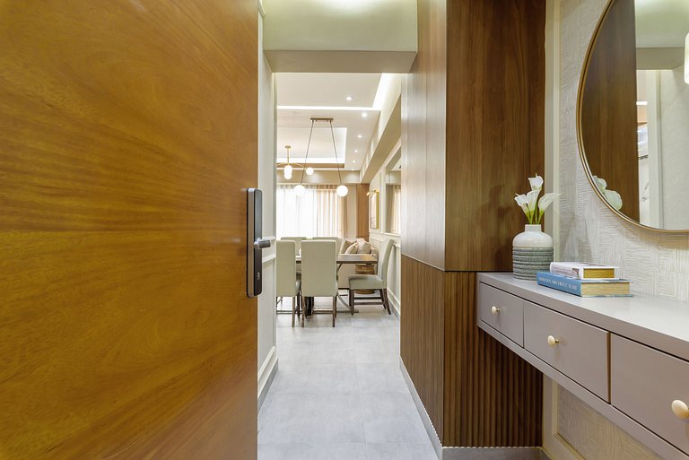 Lujo y Exclusividad 2BR Torre Piscina y Gimnasio