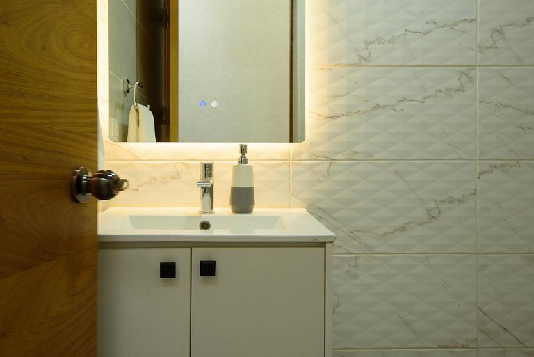 Lujo y Exclusividad 2BR Torre Piscina y Gimnasio