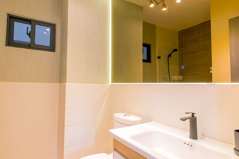 Moderno 2 habitaciones con piscina y elevador