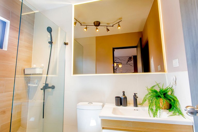 Moderno 2 habitaciones con piscina y elevador