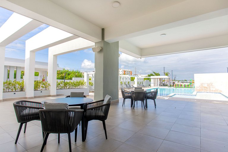 Moderno 2 habitaciones con piscina y elevador