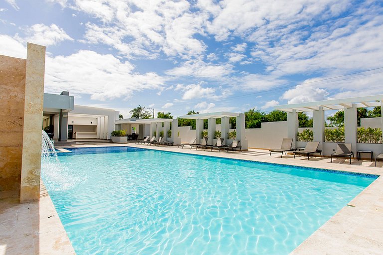 Moderno 2 habitaciones con piscina y elevador