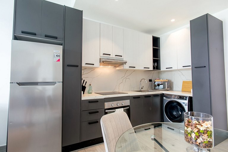 1 habitación, piscina, gimnasio y playa artificial