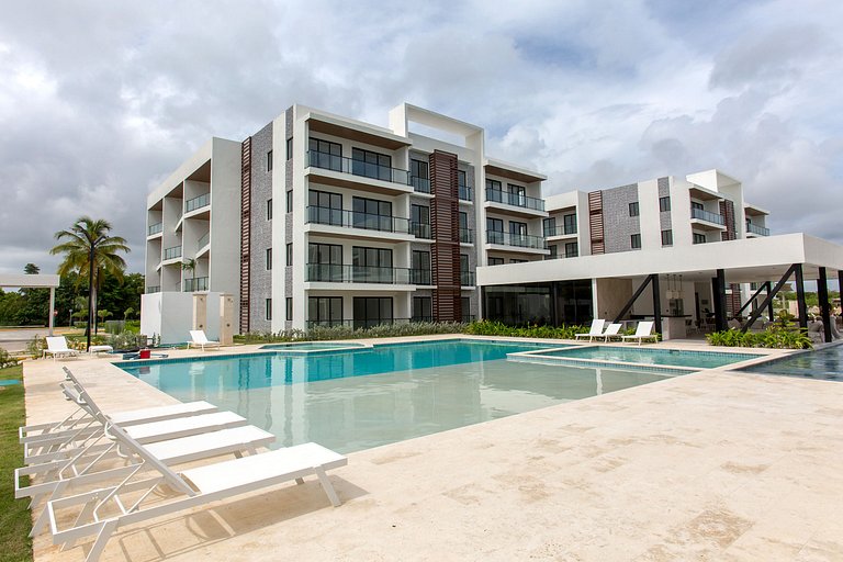 1 habitación, piscina, gimnasio y playa artificial