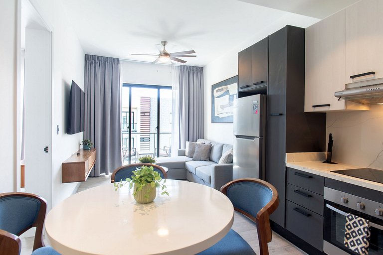 Exclusivo 1BR piscina, gym y playa artificial