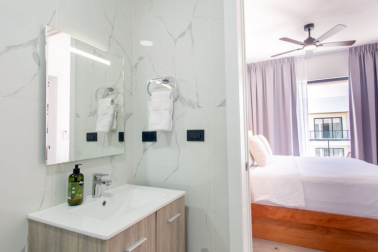 Exclusivo 1BR piscina, gym y playa artificial