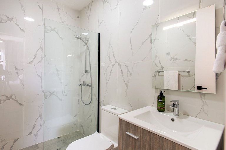 Exclusivo 1BR piscina, gym y playa artificial