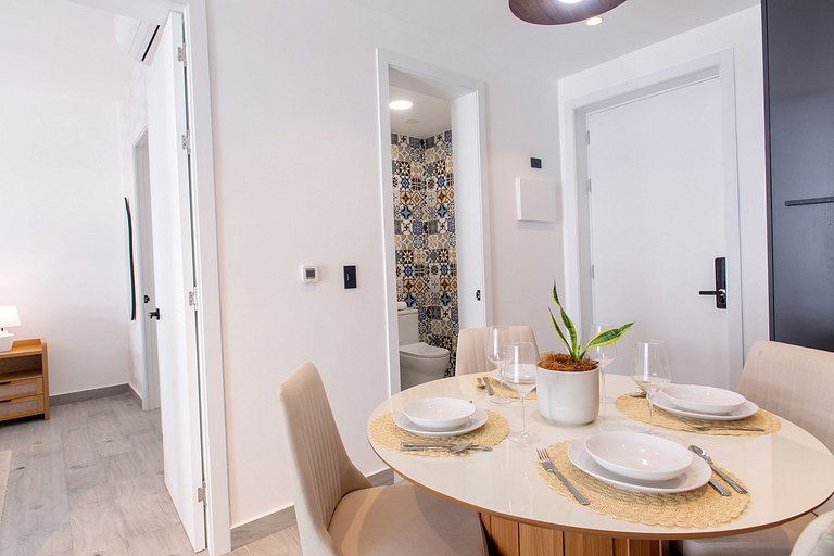 1BR, exclusivo, piscinas, gym y playa artificial