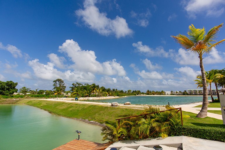 1BR, exclusivo, piscinas, gym y playa artificial