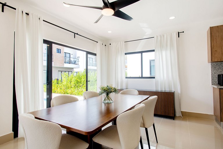 Villa de tres habitaciones con piscina privada