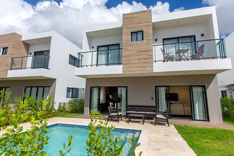 Villa de tres habitaciones con piscina privada