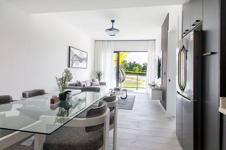 2 habitaciones primer piso, piscina y gimnasio