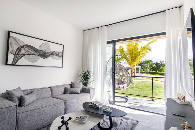 2 habitaciones primer piso, piscina y gimnasio