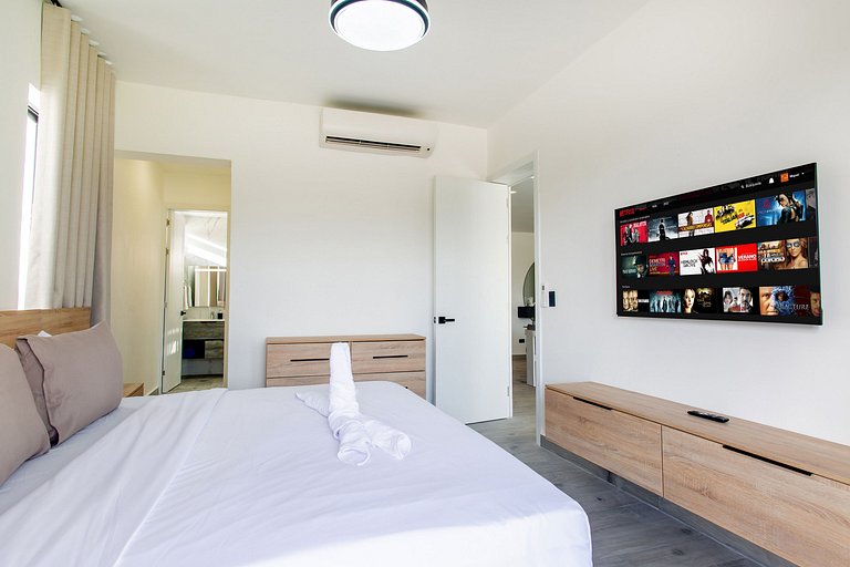 2 habitaciones primer piso, piscina y gimnasio