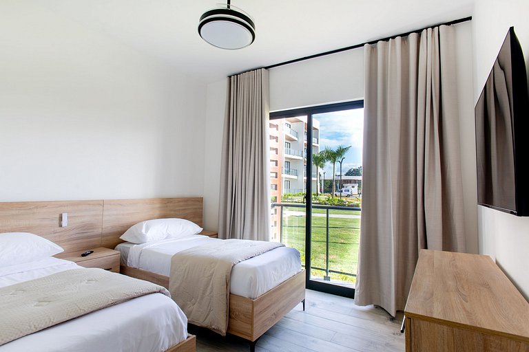 2 habitaciones primer piso, piscina y gimnasio