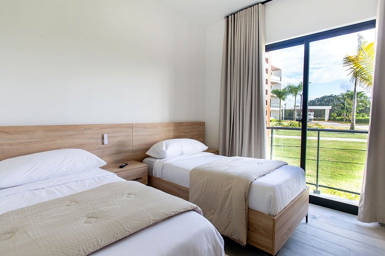 2 habitaciones primer piso, piscina y gimnasio