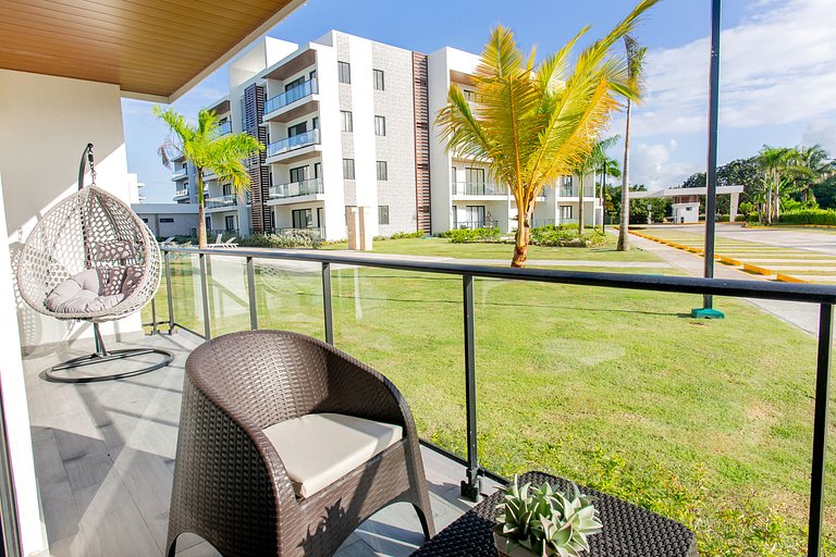 2 habitaciones primer piso, piscina y gimnasio