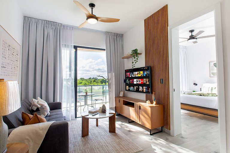 1 habitación, playa artificial, piscina y gimnasio