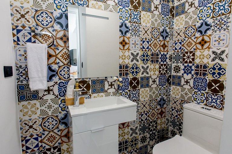 1 habitación, playa artificial, piscina y gimnasio