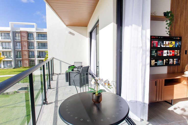 1 habitación, playa artificial, piscina y gimnasio