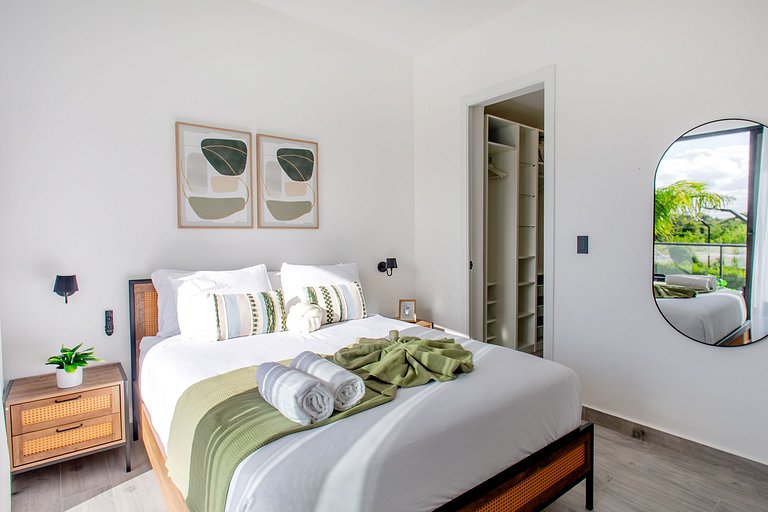 1 habitación, playa artificial, piscina y gimnasio