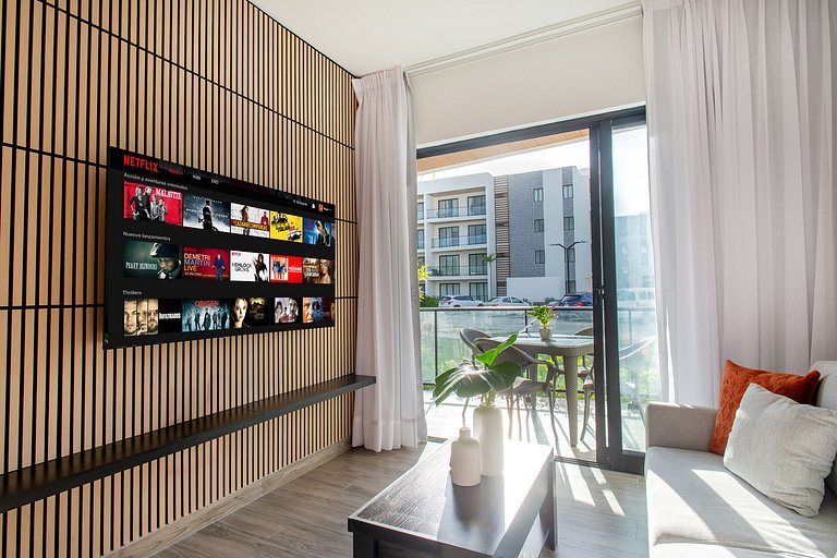 1BR primer nivel, piscina, gym y playa artificial