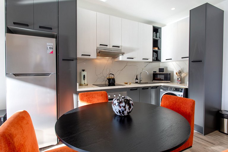 1BR primer nivel, piscina, gym y playa artificial