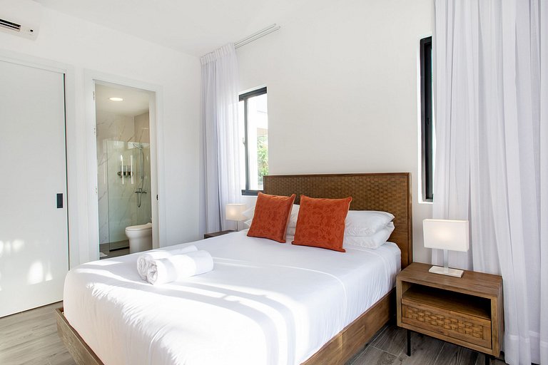 1BR primer nivel, piscina, gym y playa artificial