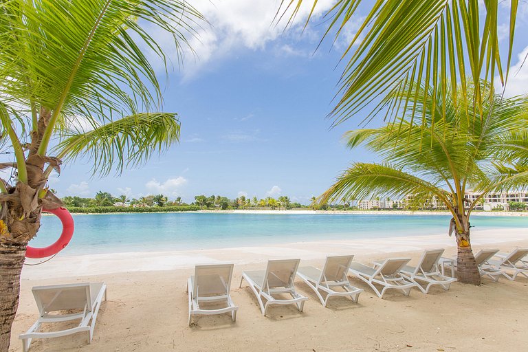 1BR primer nivel, piscina, gym y playa artificial