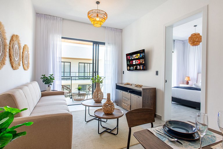 1BR moderno, piscinas, gimnasio y playa artificial