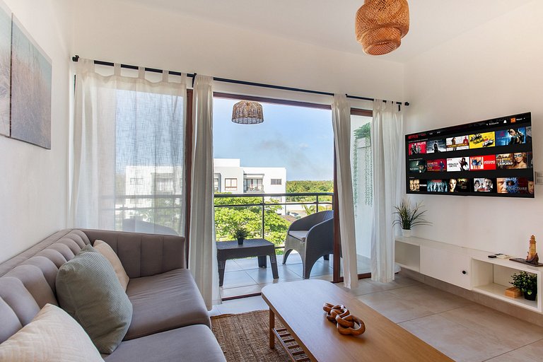 2 habitaciones, Piscina, gym, playa a 7 minutos