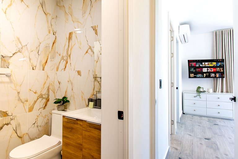 2 habitaciones, piscinas, jacuzzi, gimnasio