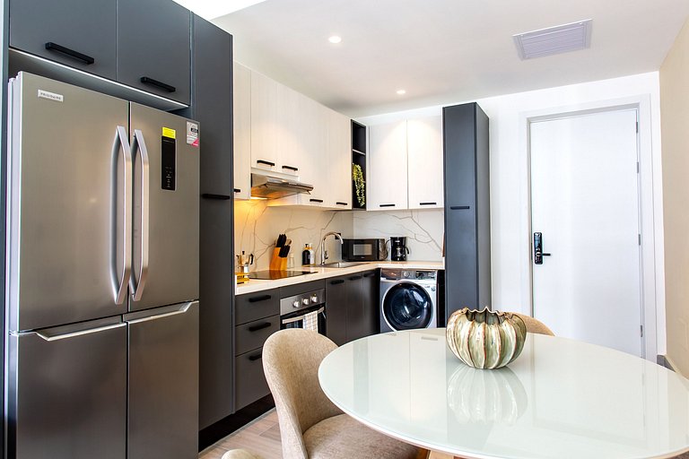 2 habitaciones, piscinas, jacuzzi, gimnasio